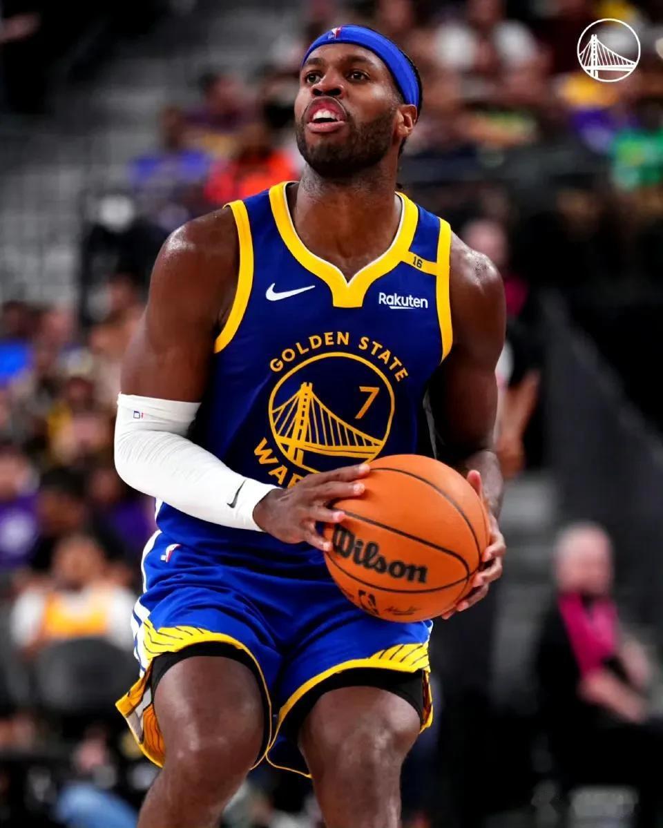 9you娱乐-勇士大胜开拓者,延续胜势