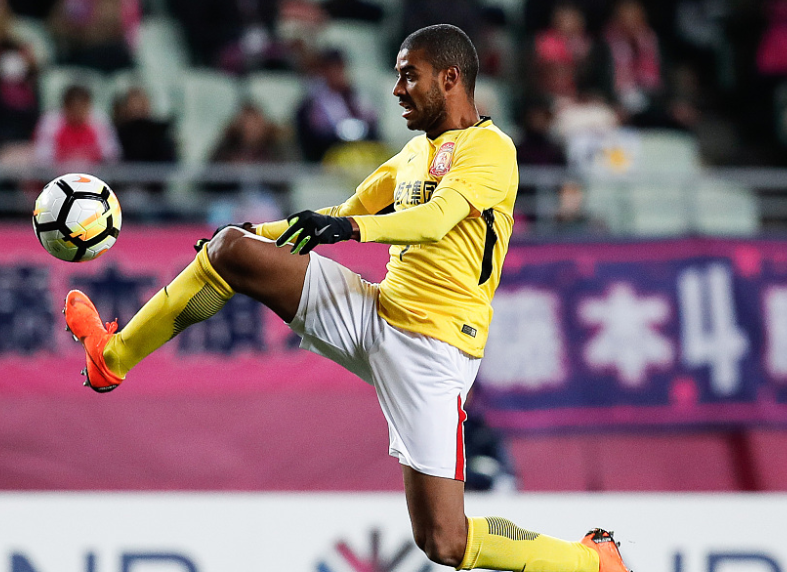 澳大利亚遭遇智利逆转,小组出线形势蒙阴影 澳大利亚遭遇智利逆转,小组出线形势蒙阴影