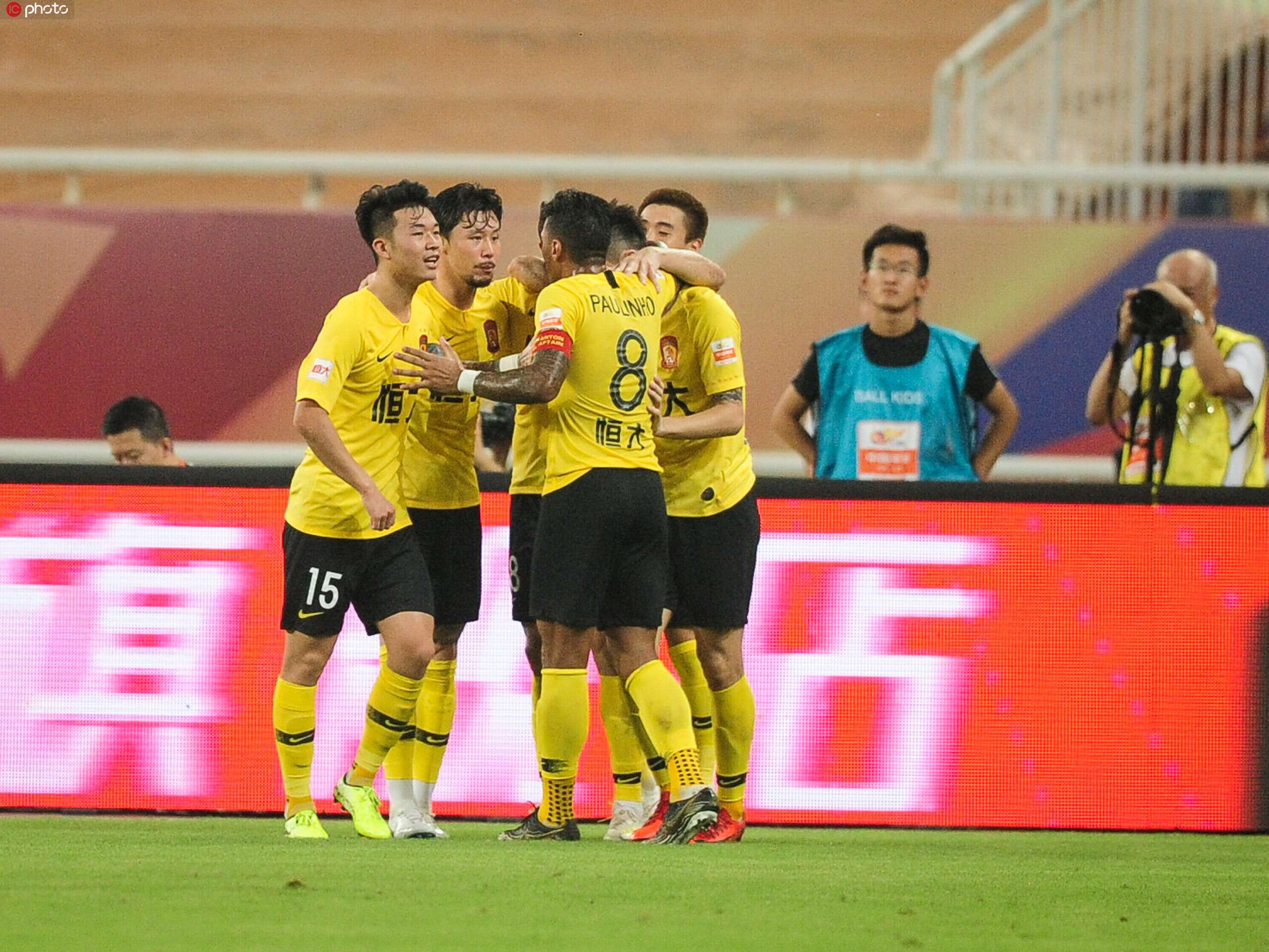 九游APP-球队临危受命，成功逆转战局