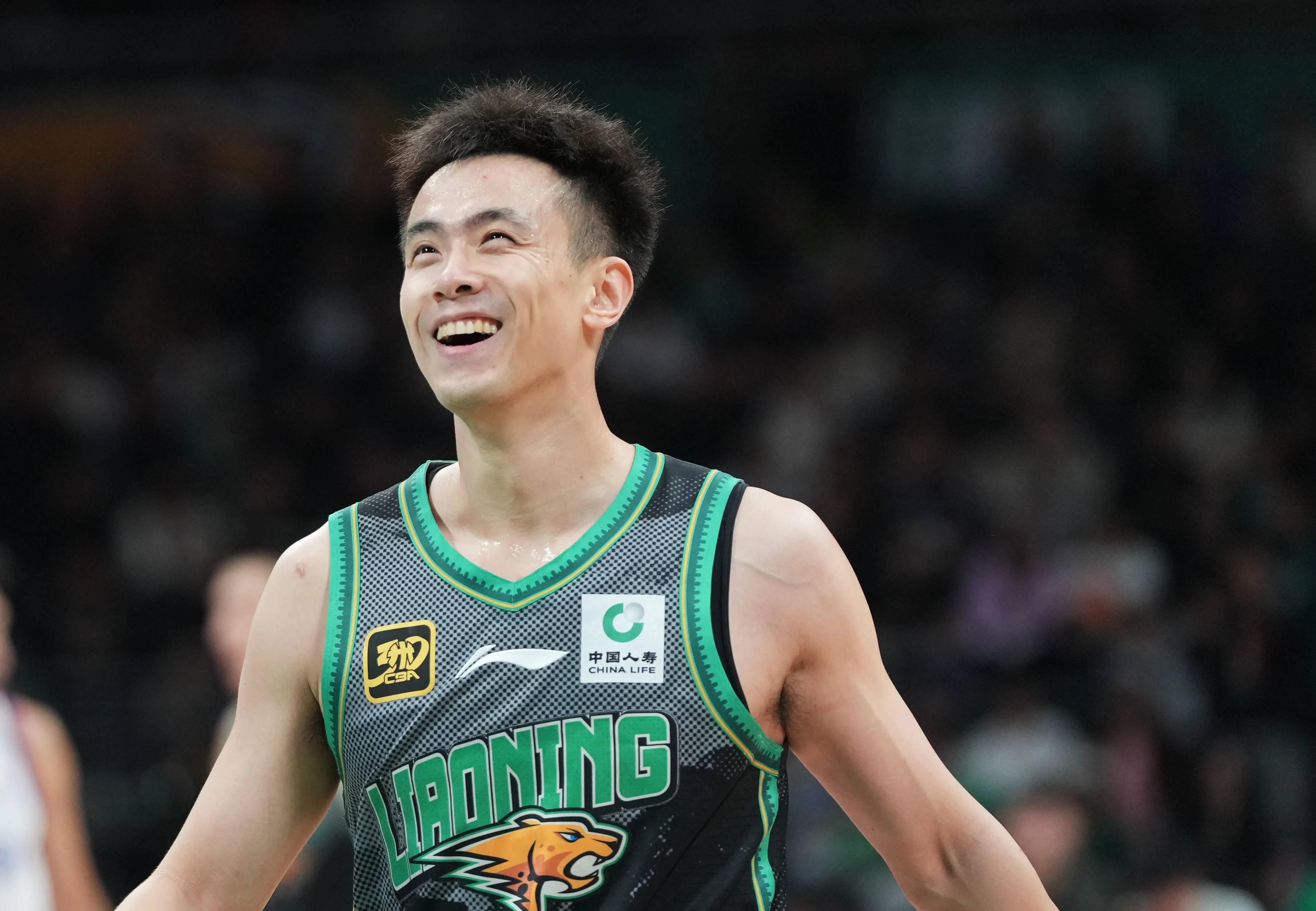 九游游戏-勇士鏖战天津队，赵继伟高光表现