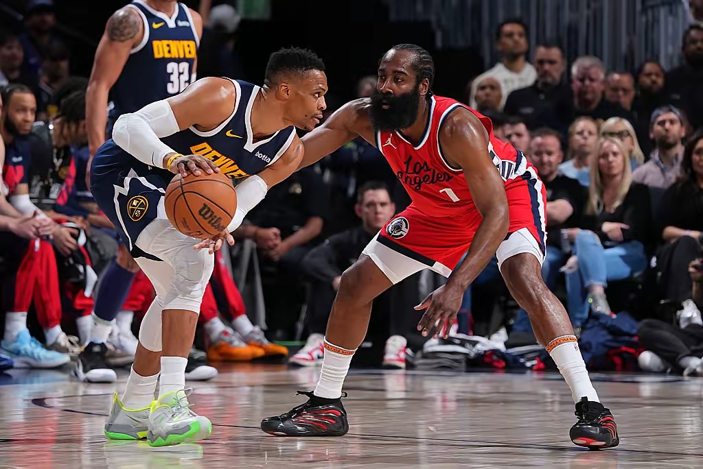 九游娱乐入口-关于快船轻取掘金，易建联统治全场的信息