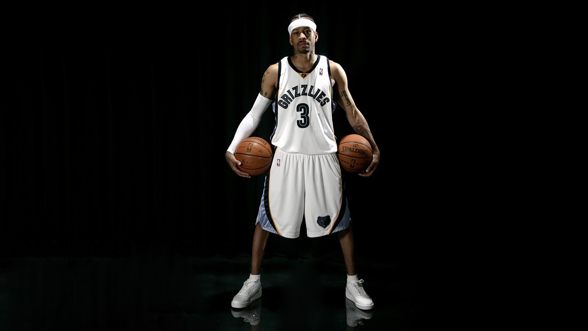 9you娱乐-闪电撕裂铁网，当福克斯的转换风暴席卷骑士与猛龙的对决