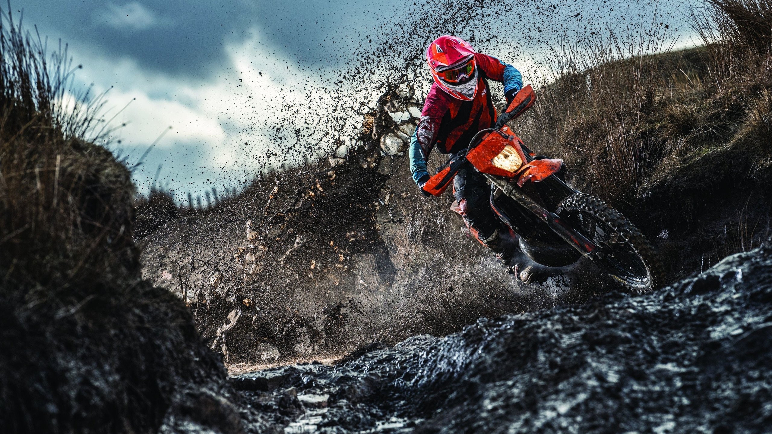 九游娱乐-世界杯上的民族史诗,迪亚斯一球,劈开历史与命运